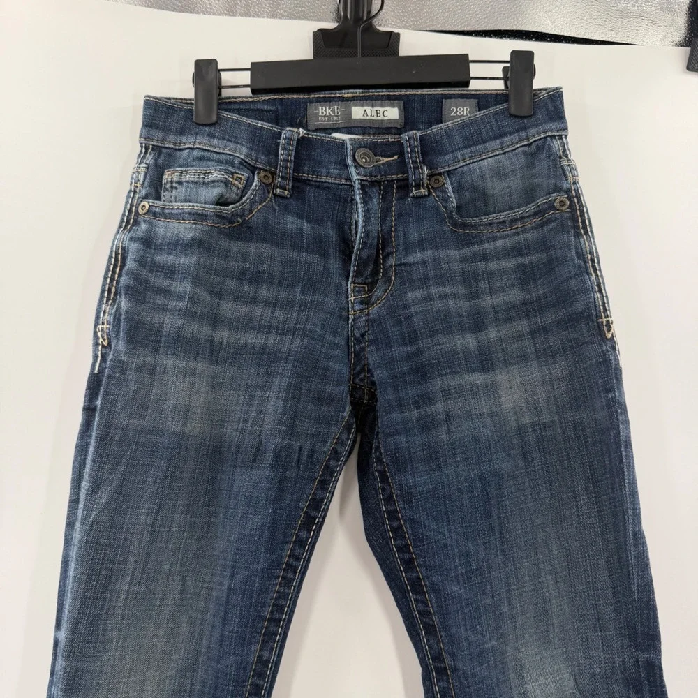 BKE Alec Straight Leg Jeans Mens 28R Dark Wash Denim Contrast Stitch Stretch